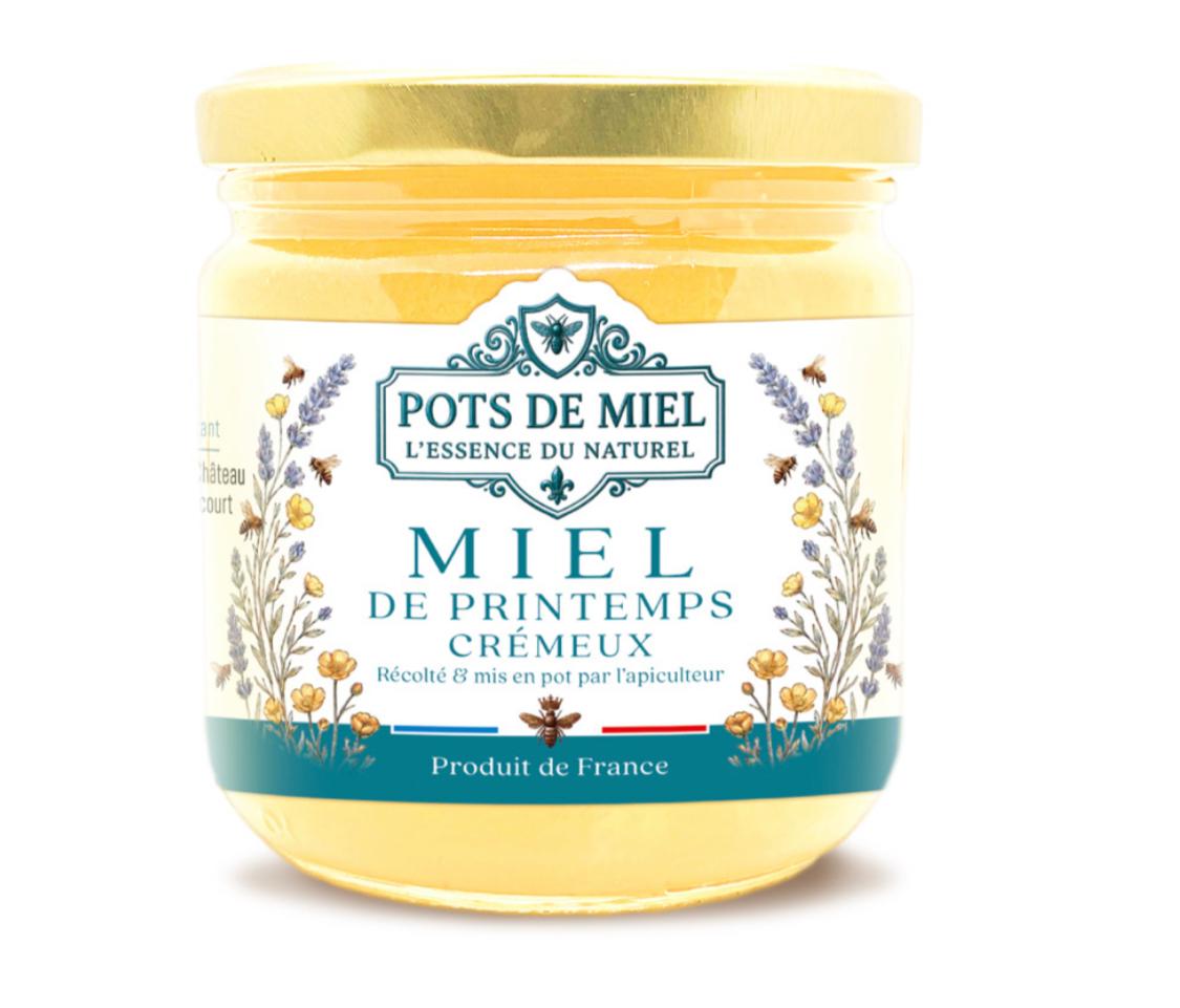 Pot de miel de printemps crémeux
